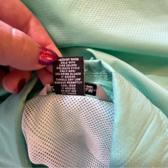 Field & Stream green performance fishing button down vented wicking Size M - Picture 6 of 9